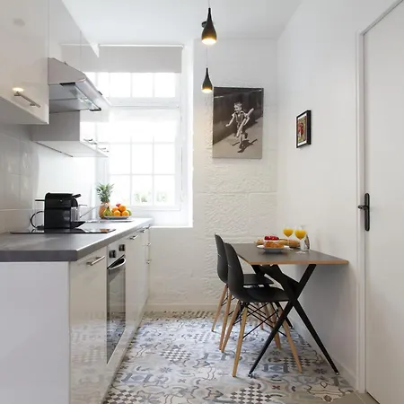 Apartment 2br Near St Germain Des Pres *